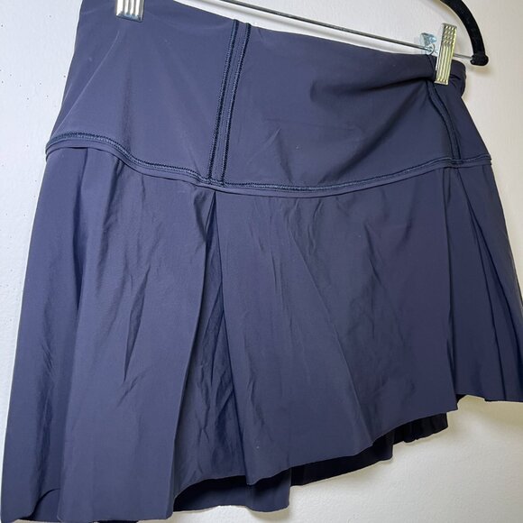 lululemon Lost in Pace Skirt Blue - Boysenberry - Size 6 - Picture 9 of 9